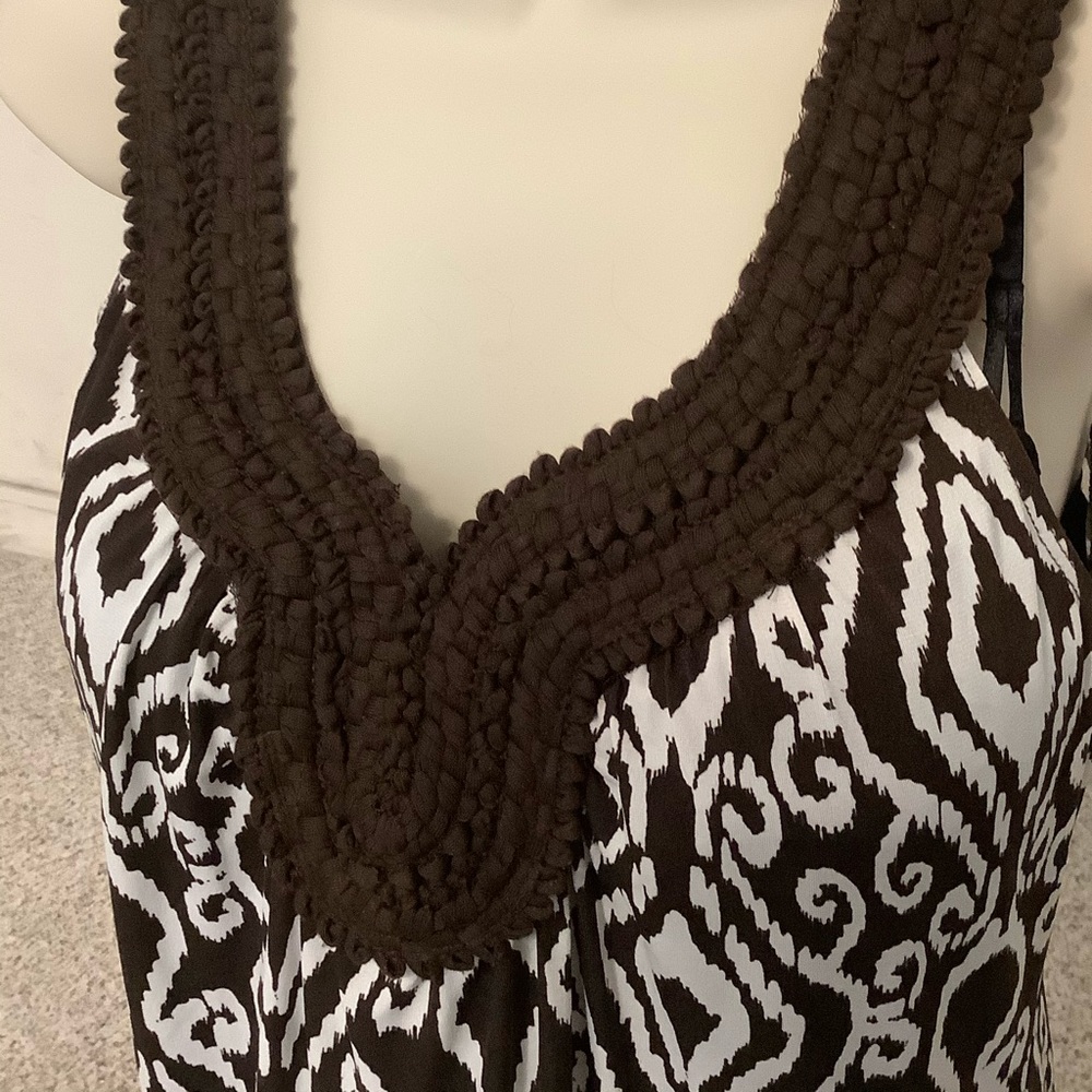 Brown/chocolate and White Rounded  sleeveless V-neck Dress. From Kohl’s